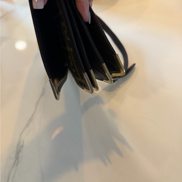 Fendi Brown Leather Logo Interior with Gold Stamp - Picture 6 of 11